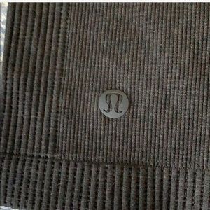 Lululemon turtleneck